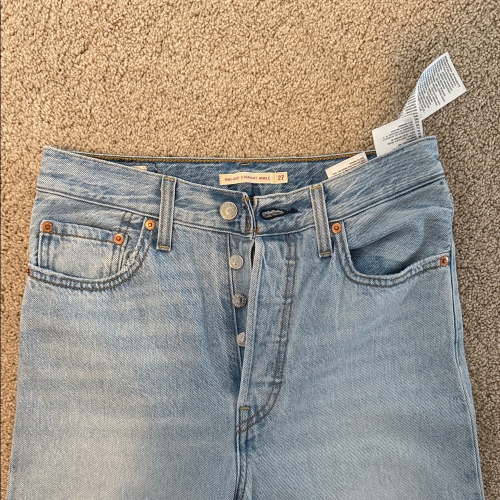 Levis Ribcage Straight Ankle womens jeans
